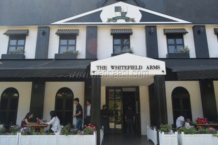 Food Review - The WhiteField Arms, VR Bengaluru Mall, Bangalore